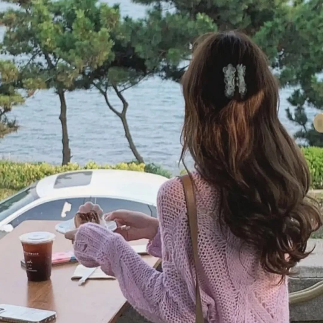 香闺春暖